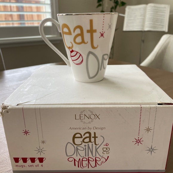 Christmas holiday Lenox mugs set of 4 NWT - Picture 2 of 5